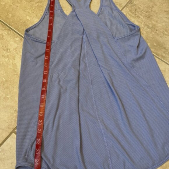 Lululemon Essential Tank Pleated Racerback Women's Size 8 Light Blue Sleeveless - Picture 10 of 10